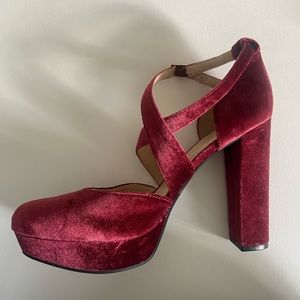 GUESS Burgundy Red Platform Heel